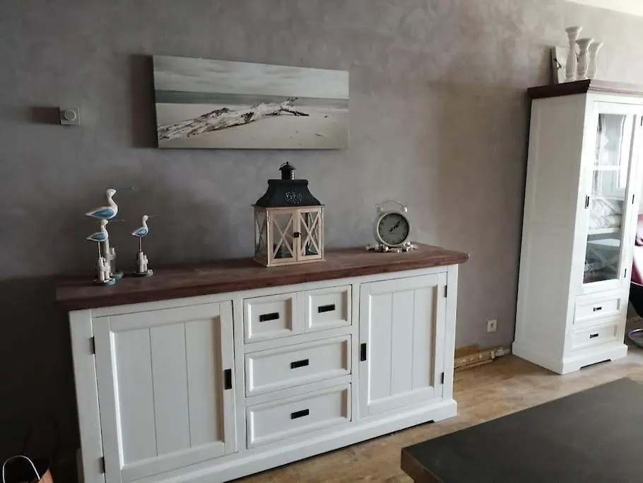 Lovely N° 9 Op Ieder Moment Een Prachtig Zeezicht & Zwembad Apartment Middelkerke